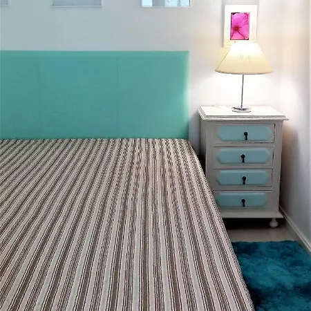 Sunny Close To The Apartman Albufeira