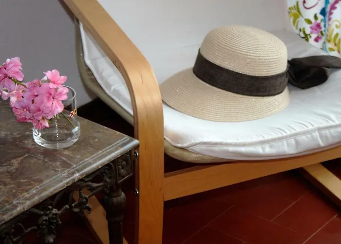 Sunny Close To The 알부페이라