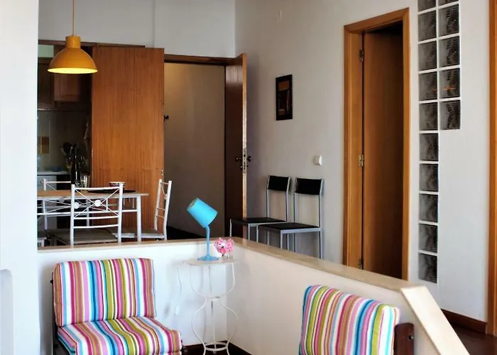 Sunny Close To The 아파트