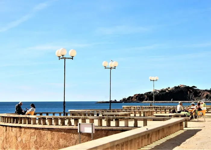 アパート Sunny Close To The